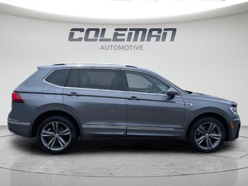 Platinum Gray Metallic 2019 Volkswagen Tiguan 2.0T SEL R-Line