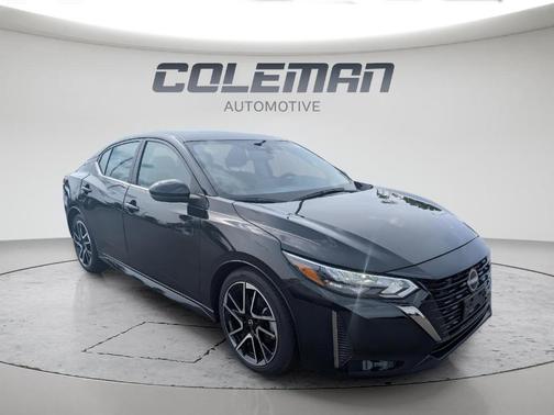 Black 2025 Nissan Sentra SR