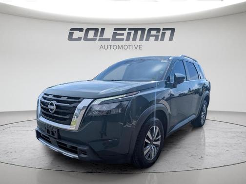 Obsidian Green 2025 Nissan Pathfinder SL