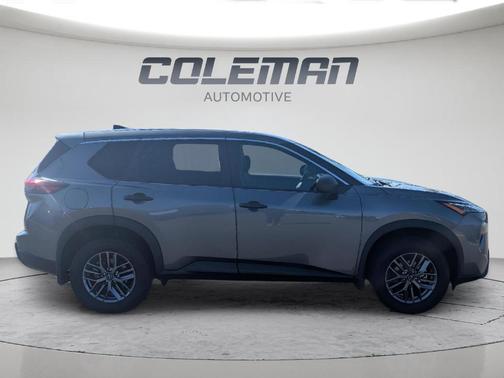Gun Metallic 2026 Nissan Rogue S