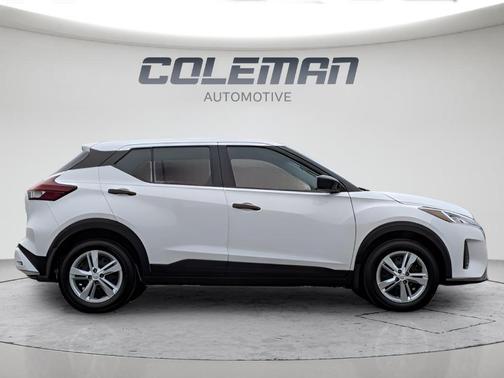 Fresh Powder 2025 Nissan Kicks Play S
