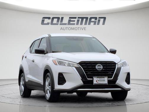 Fresh Powder 2025 Nissan Kicks Play S
