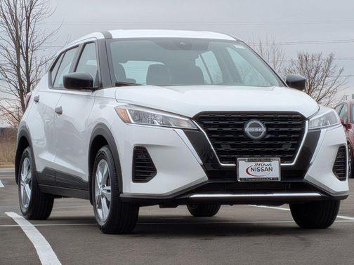 Fresh Powder 2025 Nissan Kicks Play S