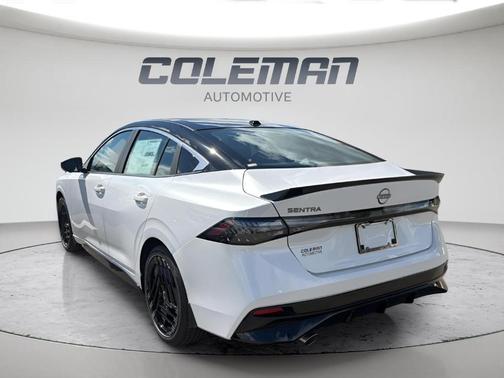 2TONEWHTBL 2027 Nissan Sentra SR