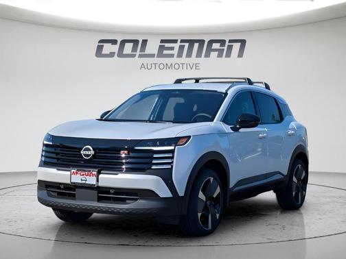 Aspen White Tri 2026 Nissan Kicks SR