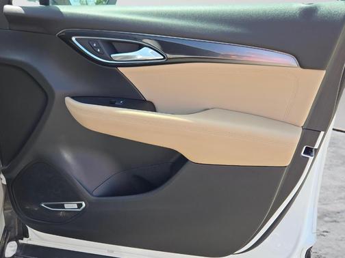 Summit White 2024 Buick Envision Preferred