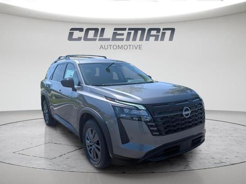 Gun Metallic 2026 Nissan Pathfinder SV