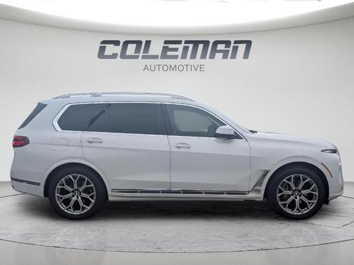Alpine White 2025 BMW X7 xDrive40i