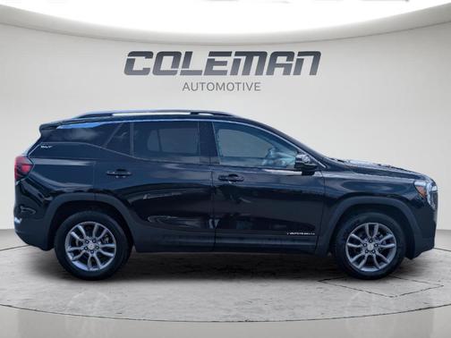 Ebony Twilight Metallic 2024 GMC Terrain SLT