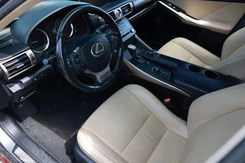 BURGUN 2015 Lexus IS 250 Base