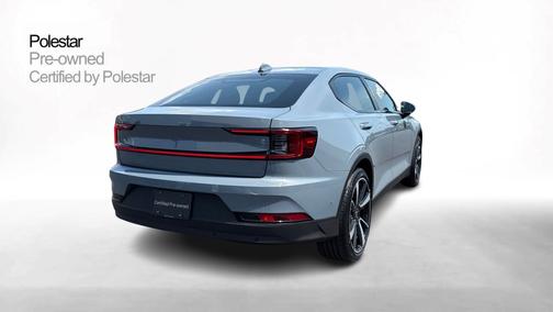 2022 Polestar 2 Long range Dual motor - AWD - Plus,Pilot