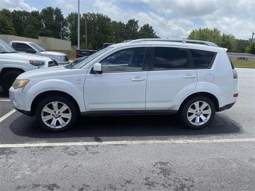 Diamond White Pearl 2008 Mitsubishi Outlander XLS