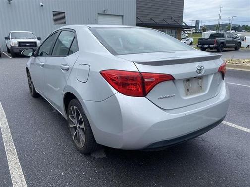 Classic Silver Metallic 2017 Toyota Corolla SE
