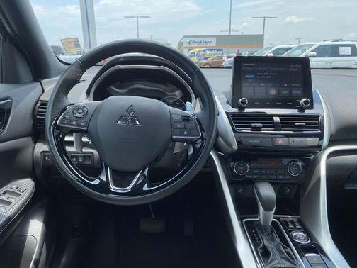 SELECT 2024 Mitsubishi Eclipse Cross SEL