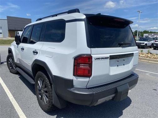 Wind Chill Pearl 2024 Toyota Land Cruiser Base