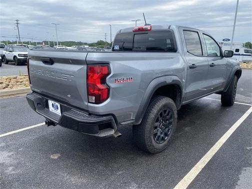 Sterling Gray Metallic 2026 Chevrolet Colorado Trail Boss