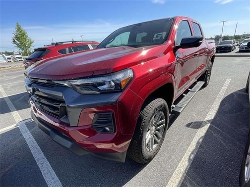 Radiant Red 2025 Chevrolet Colorado LT