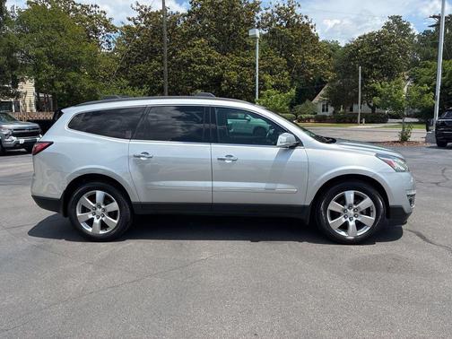 Silver Ice Metallic 2015 Chevrolet Traverse LTZ