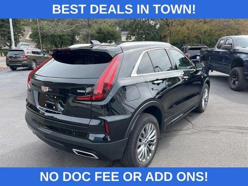 2024 Cadillac XT4 Premium Luxury