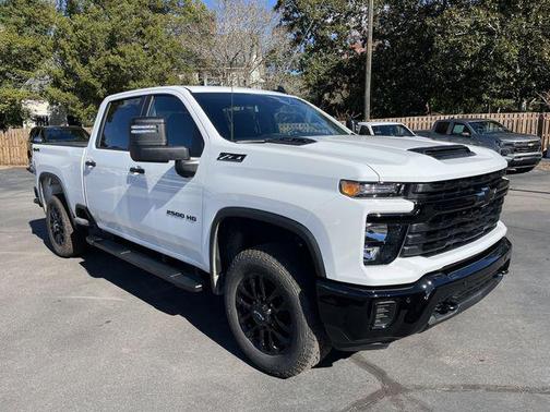 2026 Chevrolet Silverado 2500 Custom