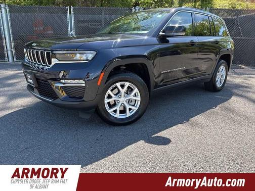 Midnight Sky 2023 Jeep Grand Cherokee Limited