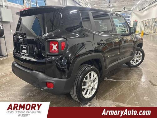 2023 Jeep Renegade Latitude