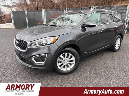 2017 Kia Sorento LX