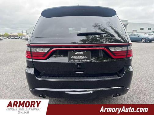 DB Black Clearcoat 2026 Dodge Durango GT