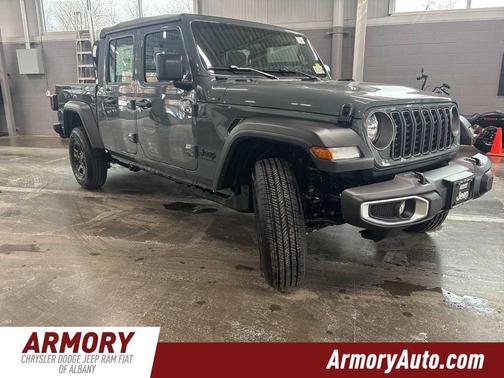 2026 Jeep Gladiator Sport