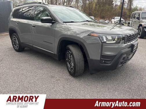 Sting Gray Clearcoat 2026 Jeep Cherokee LAREDO/LIMITED