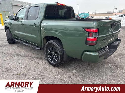 2022 Nissan Frontier SV