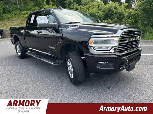 2024 RAM 2500 Laramie Crew Cab 4x4 64' Box