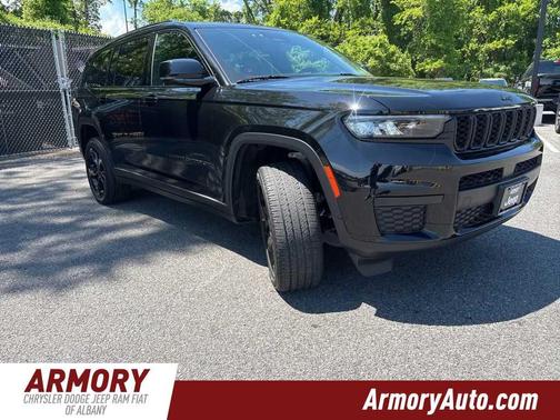 Diamond Black 2023 Jeep Grand Cherokee L Laredo