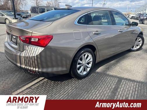 Mineral Gray Metallic 2023 Chevrolet Malibu LT