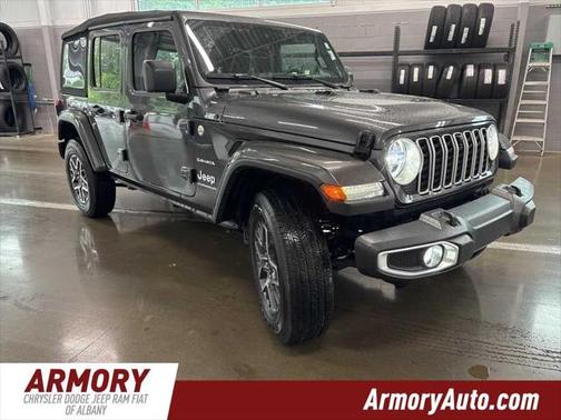 2024 Jeep Wrangler 4-Door Sahara 4x4