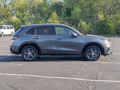 Modern Steel Metallic 2025 Honda HR-V EX-L