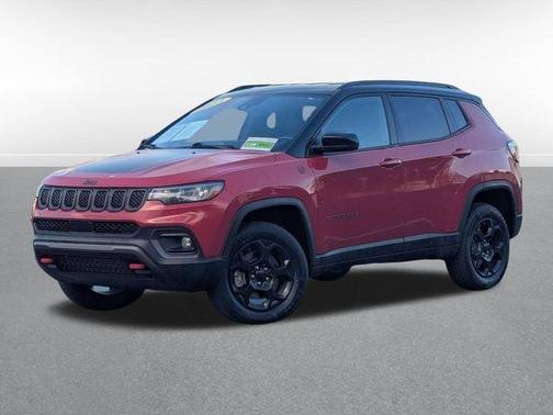 Redline Pearlcoat 2023 Jeep Compass Trailhawk