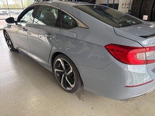 2022 Honda Accord 
