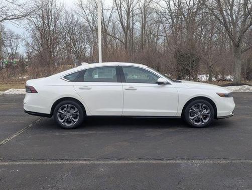 Platinum White Pearl 2026 Honda Accord Hybrid EX-L
