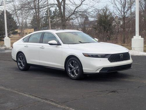 Platinum White Pearl 2026 Honda Accord Hybrid EX-L