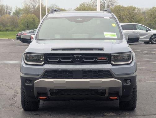 Sonic Gray Pearl 2026 Honda Passport TrailSport Blackout