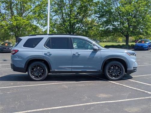 2025 Honda Pilot Touring+