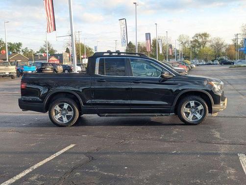 Crystal Black Pearl 2024 Honda Ridgeline RTL