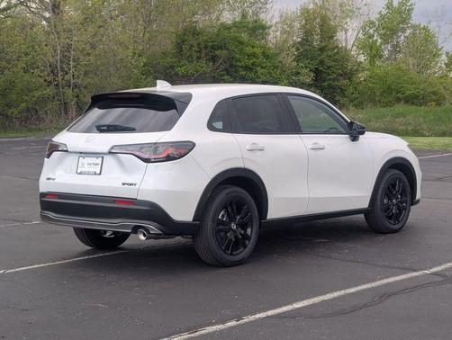 Platinum White Pearl 2026 Honda HR-V Sport