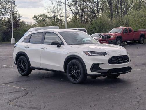 Platinum White Pearl 2026 Honda HR-V Sport