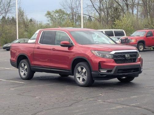 Radiant Red Metallic II 2026 Honda Ridgeline RTL