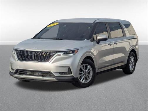 2023 Kia Carnival LX