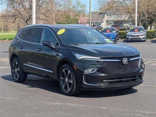 2022 Buick Enclave Essence