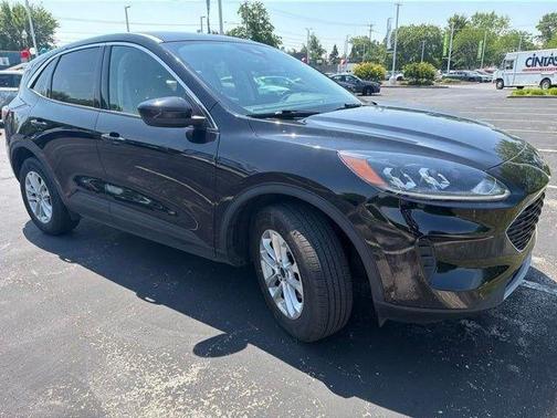 Agate Black Metallic 2021 Ford Escape SE