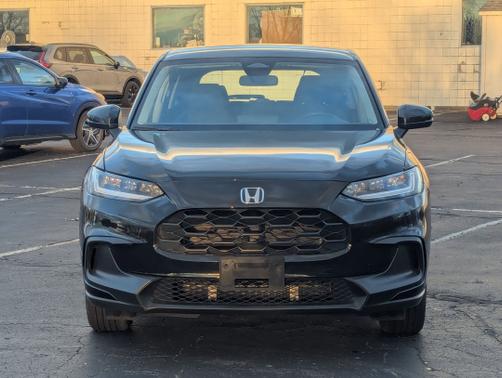 Crystal Black Pearl 2025 Honda HR-V
